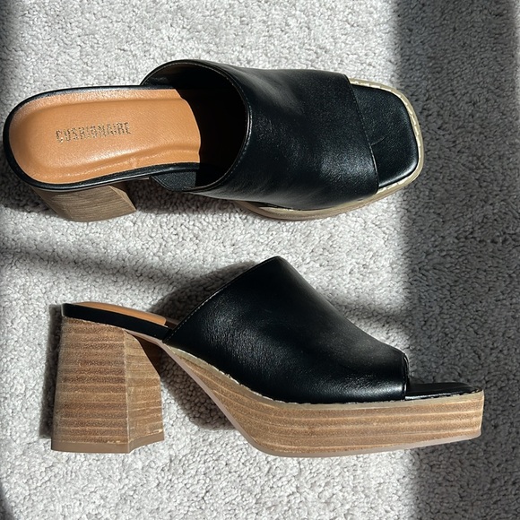 Women’s block heels size 8.5 - Picture 2 of 3